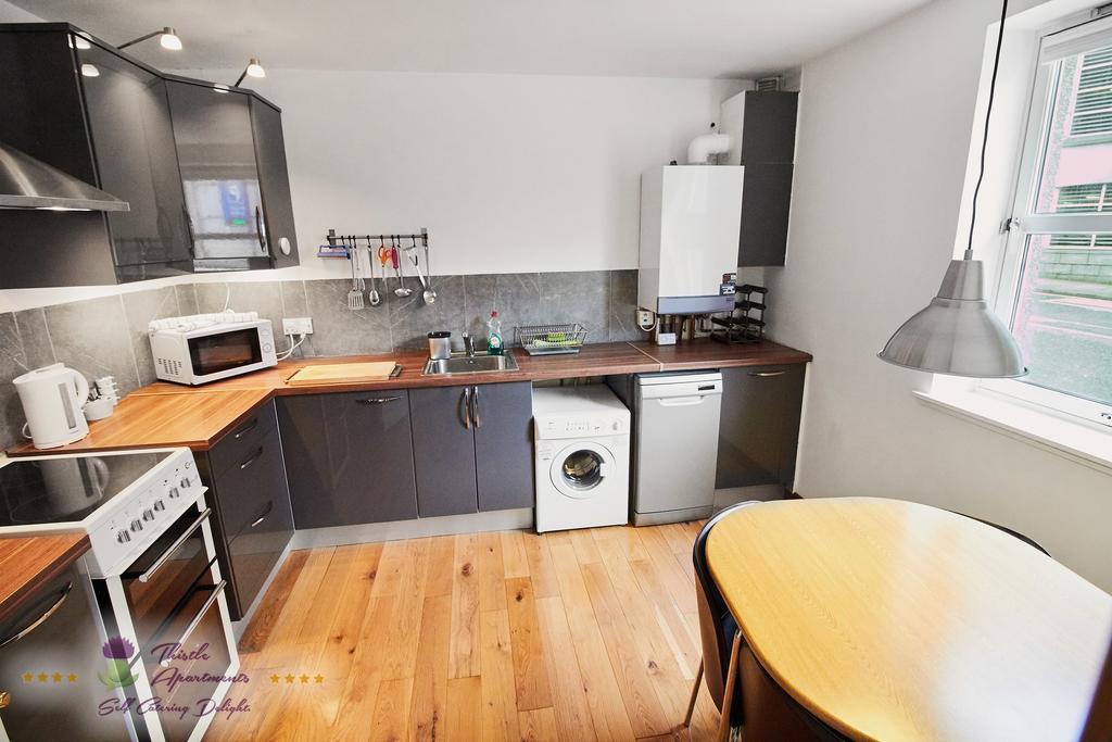 Thistle Apartments - Marischal Square Aberdeen Bagian luar foto